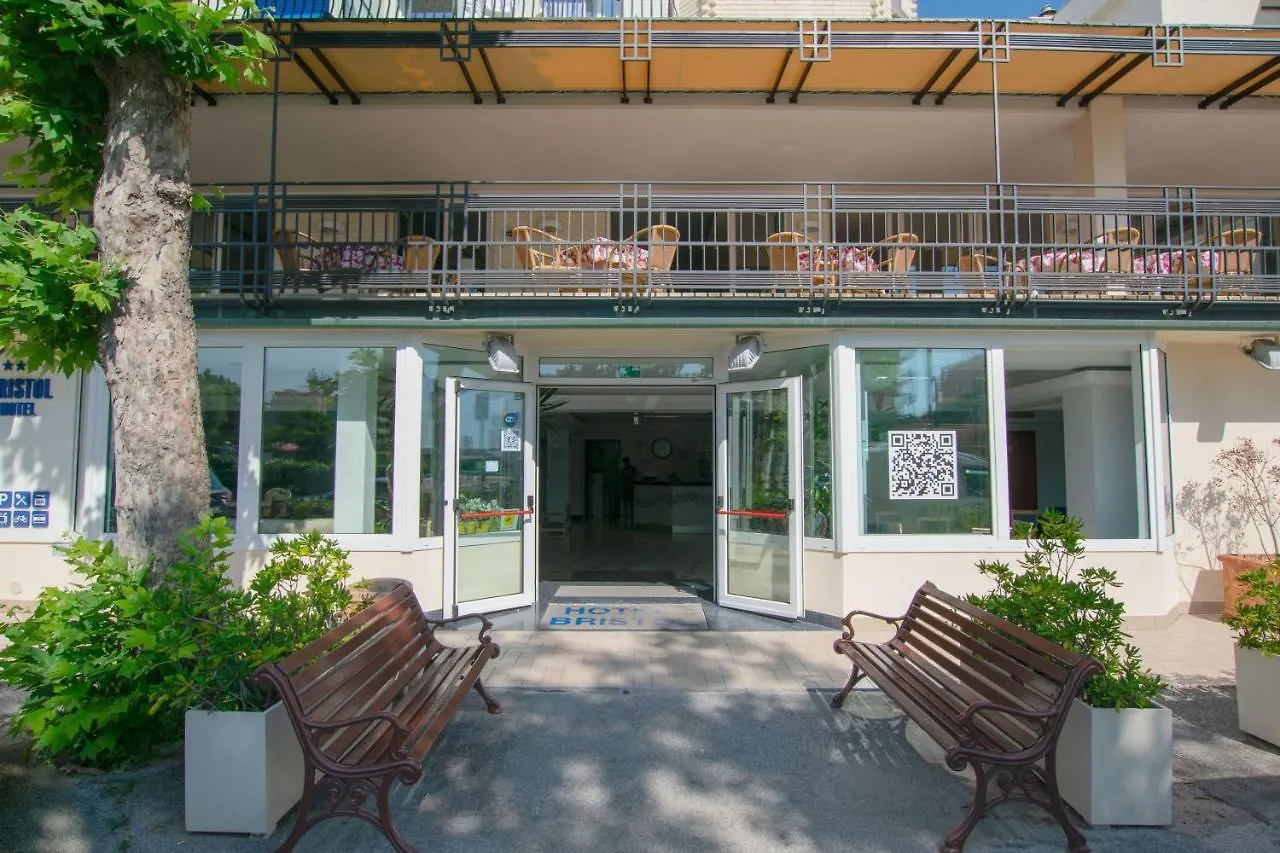 Hotel Bristol Misano Adriatico 3*,