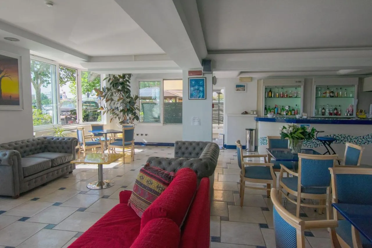 Hotel Bristol Misano Adriatico 3*,  Ιταλία